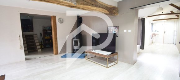 5 bedrooms House in Hardivillers, France No. 160619 9