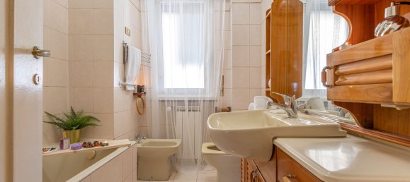 Apartamento de 4 dormitorios en Rome, Italy No. 323551 70