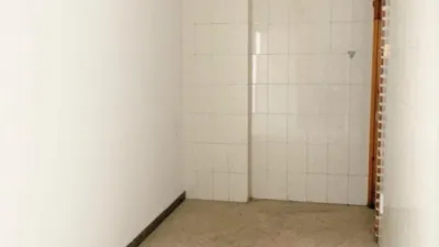 45m² Commercial property in Zaragoza, Spain No. 132020