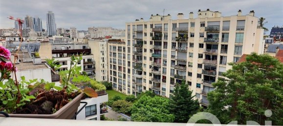 3 bedrooms Apartment in Paris, France No. 174037 10