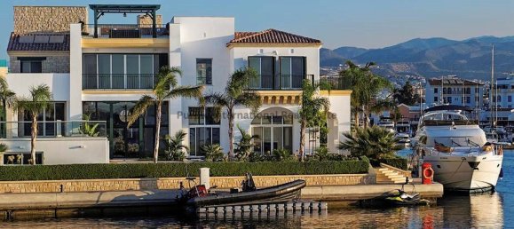 4 bedrooms Villa in Limassol, Cyprus No. 3820 7