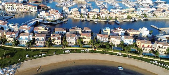 4 bedrooms Villa in Limassol, Cyprus No. 3820 6