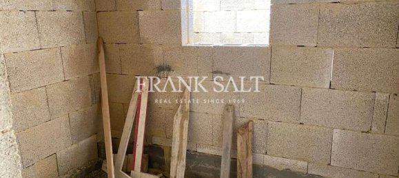 3 bedrooms Apartment in Qala, Malta No. 2724 3