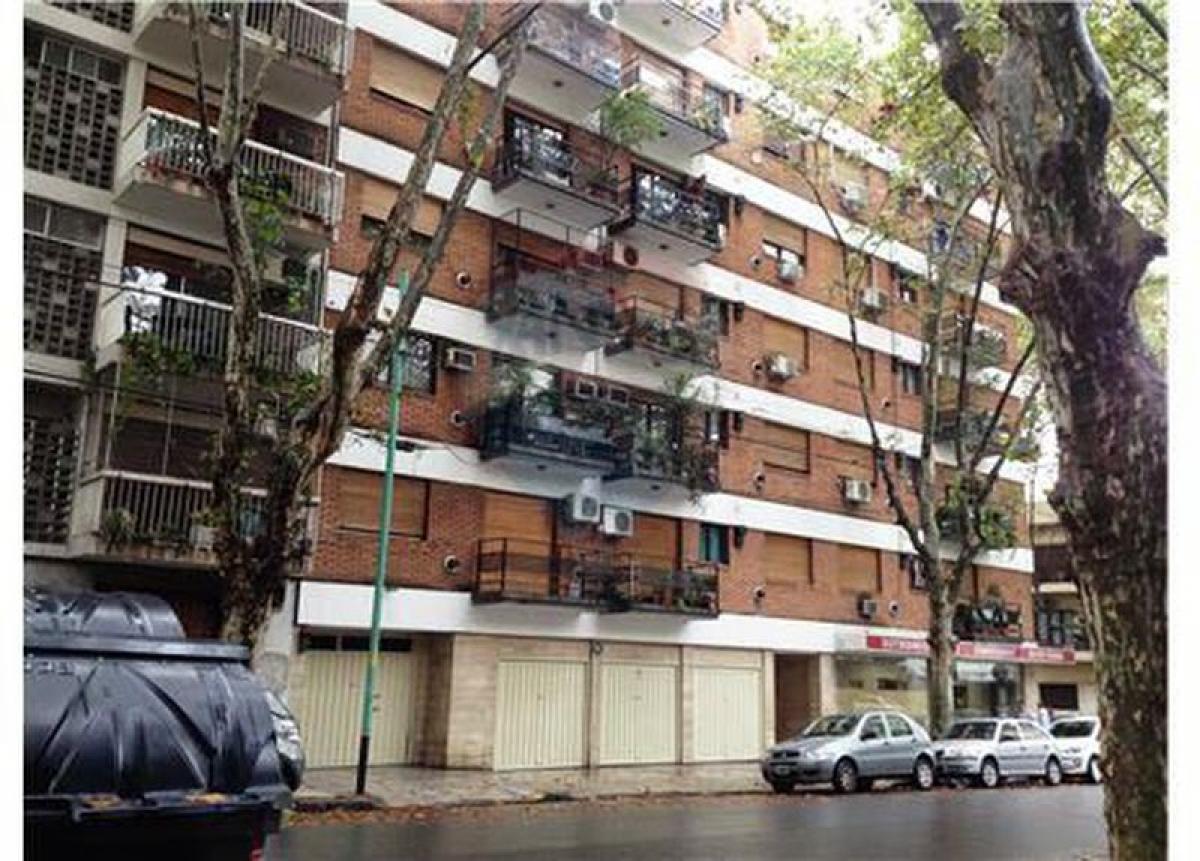 520m² Warehouse in Buenos Aires, Argentina No. 106485