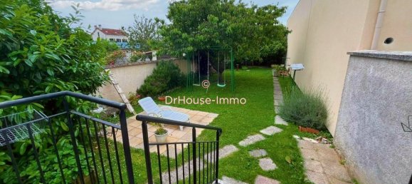 3 bedrooms Townhouse in Gretz-Armainvilliers, France No. 168891 2