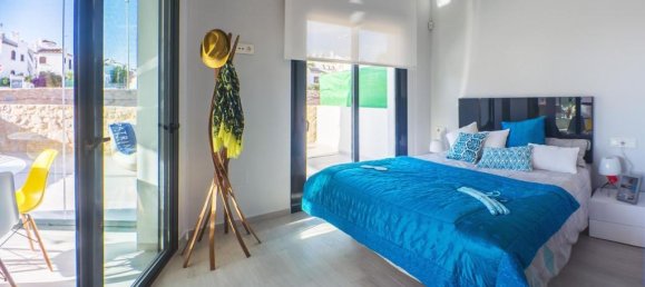 2 bedrooms Apartment in Alicante, Spain No. 21781 9