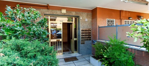 3 rooms Apartment in Rome, Italy No. 261207 32