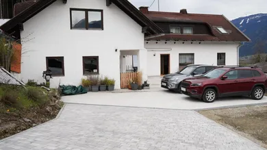 8 rooms House in Lurnfeld, Austria No. 133554