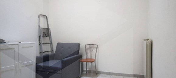 6 rooms House in Cascina, Italy No. 25032 34