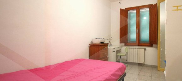 6 rooms House in Cascina, Italy No. 25032 13