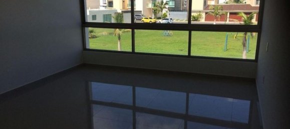 3 bedrooms House in Tijuana, Mexico No. 172823 2