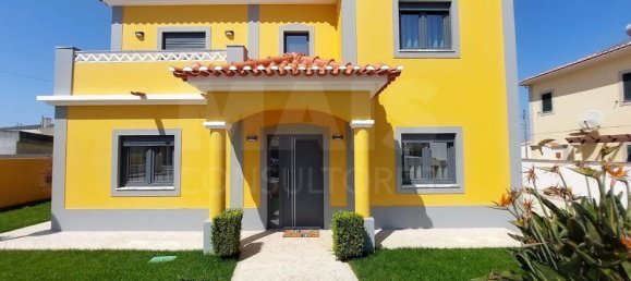 4 bedrooms House in Atouguia da Baleia, Portugal No. 119205 2