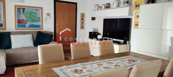 Apartamento de 3 habitaciónes en Treviso, Italy No. 53819 4