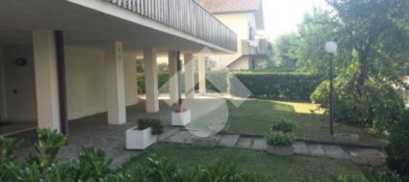 3 rooms Apartment in Ravenna, Italy No. 3091 23