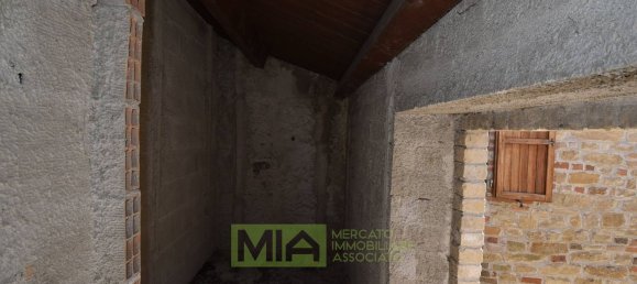 Casa de 5 divisões em Montefalcone Appennino, Italy N.º 144226 6