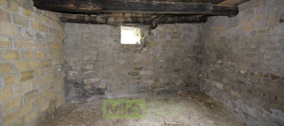 Casa de 5 divisões em Montefalcone Appennino, Italy N.º 144226 11