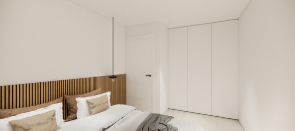 4 bedrooms Villa in Malaga, Spain No. 177982 9