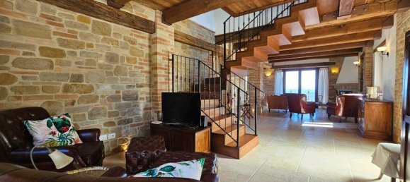 6 bedrooms House in Loro Piceno, Italy No. 371890 15