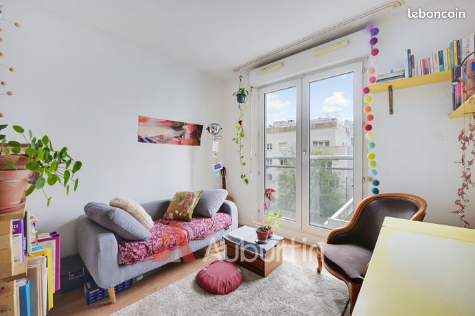 Studio in Paris, France, Nr. 309909