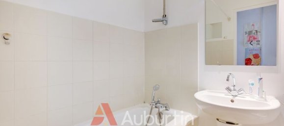 Studio in Paris, France, Nr. 309909 8