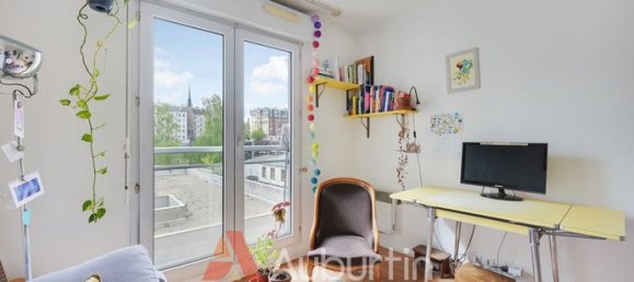Studio in Paris, France, Nr. 309909 3