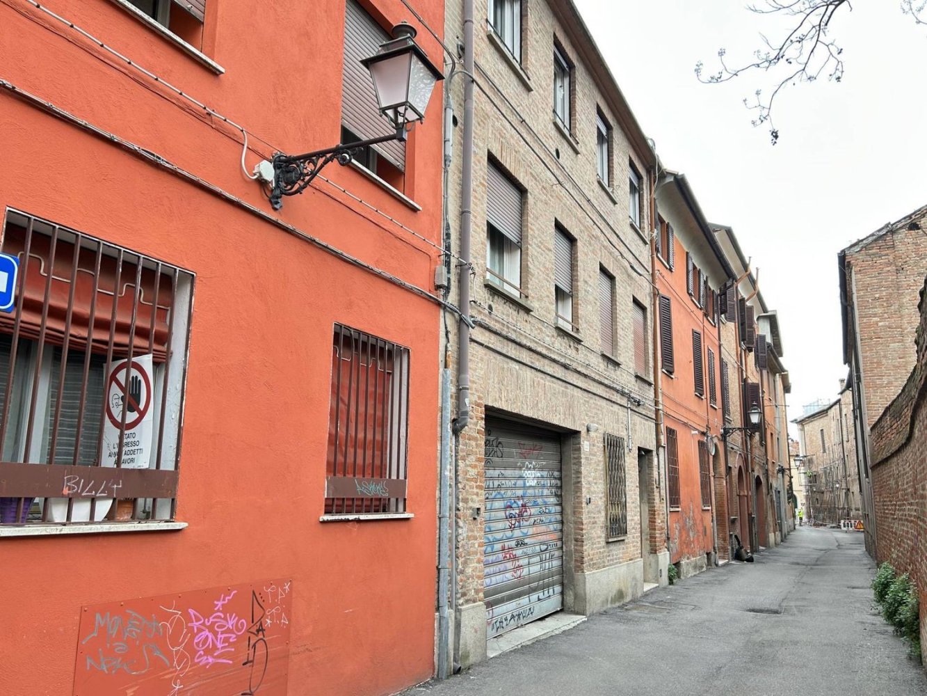 3 rooms Apartment in Ferrara, Italy No. 11366