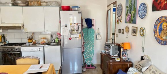 3 rooms Apartment in Ferrara, Italy No. 11366 5