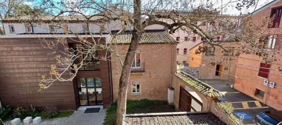 3 rooms Apartment in Ferrara, Italy No. 11366 8