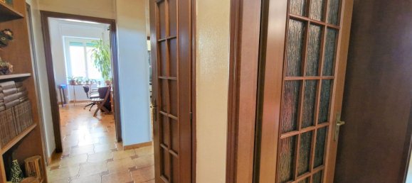 Квартира с 4 комнатами в Салерно, Италия № 147275 17