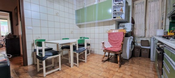 Квартира с 4 комнатами в Салерно, Италия № 147275 13