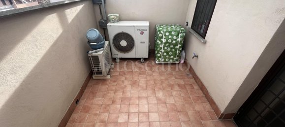 4 rooms Apartment in Rome, Italy No. 200153 17