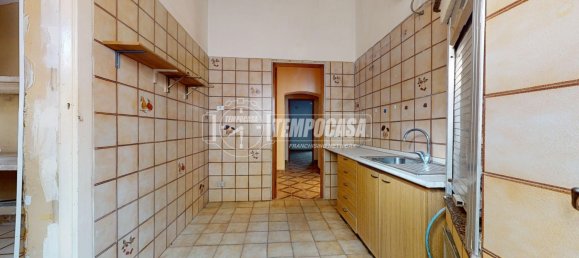 Дом с 2 спальнями в Рутильяно, Италия № 361471 8