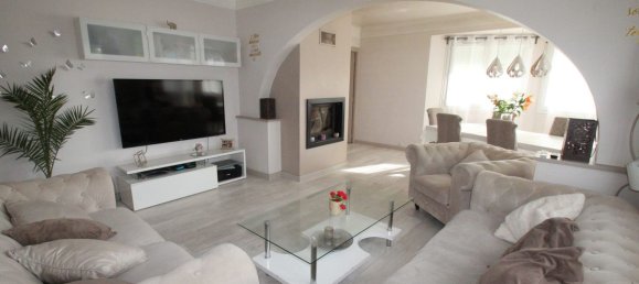 4 bedrooms House in Mareuil-sur-Ourcq, France No. 87183 2