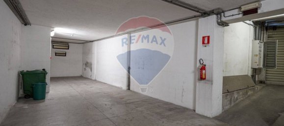 10 rooms Commercial property in Bergamo, Italy No. 309128 6