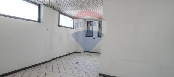 10 rooms Commercial property in Bergamo, Italy No. 309128 19