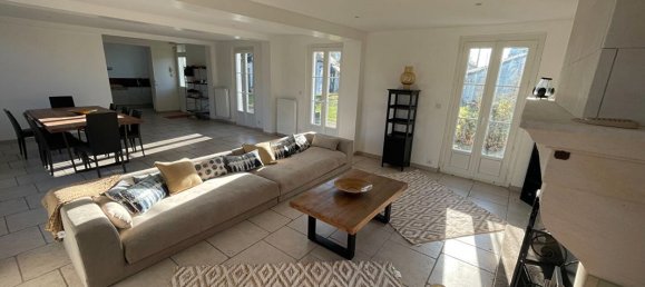 5 bedrooms House in Chaumont-en-Vexin, France No. 39412 2