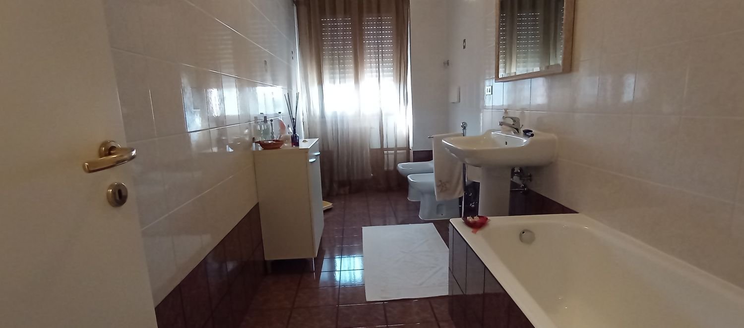 5-Zimmer Wohnung in Troia, Italy, Nr. 80221