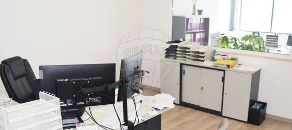 Entrepôt à Mafra, Portugal 669m² No. 79516 7