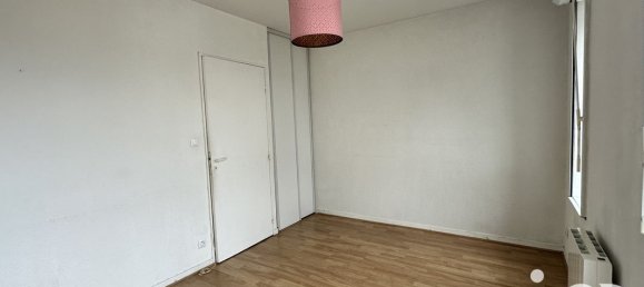 2 bedrooms House in Joue-les-Tours, France No. 73374 15