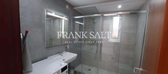 2 bedrooms Penthouse in Sliema, Malta No. 11046 12