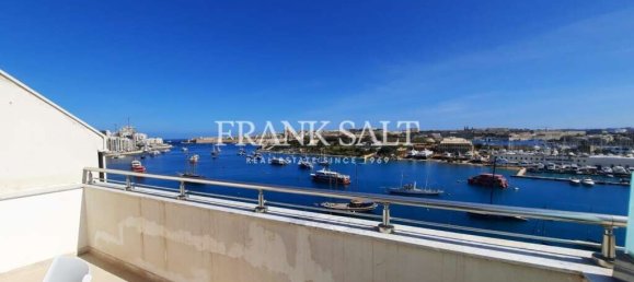 2 bedrooms Penthouse in Sliema, Malta No. 11046 2