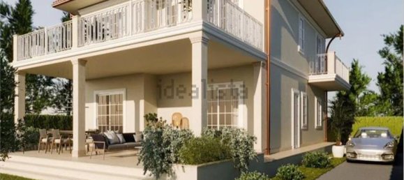 5 bedrooms Villa in Forte dei Marmi, Italy No. 314066 3