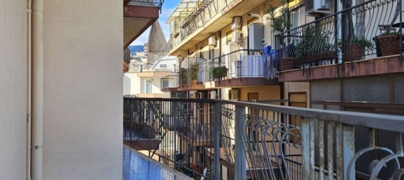 Apartamento de 5 divisões em Messina, Italy N.º 107753 16