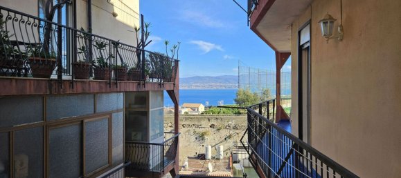 Apartamento de 5 divisões em Messina, Italy N.º 107753 19