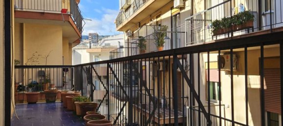 Apartamento de 5 divisões em Messina, Italy N.º 107753 17