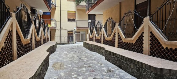 Apartamento de 5 divisões em Messina, Italy N.º 107753 44