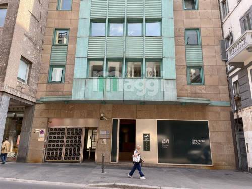 1-Zimmer Garage in Milan, Italy, Nr. 247298