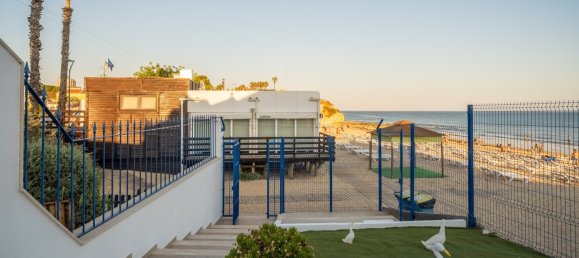 5 bedrooms Villa in Portimao, Portugal No. 108418 37