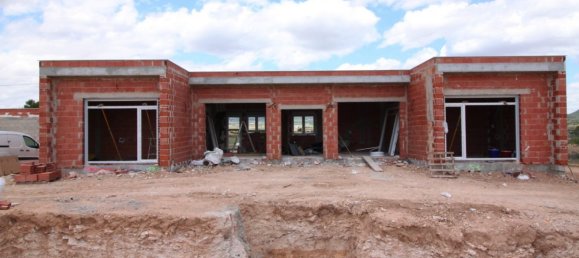 Villa de 3 dormitorios en Pinoso, Spain No. 8663 35