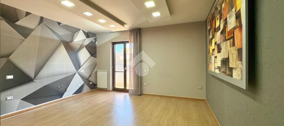 2 bedrooms Apartment in Sant'Antimo, Italy No. 273358 2